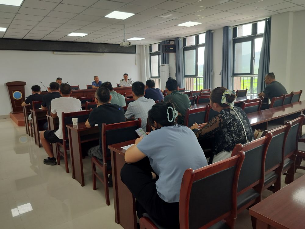 230adc1c0be6f3d0e5d04b380a0f3cae